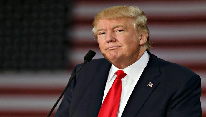 Deputat: "Donald Tramp sözü ilə əməli bir olan liderdir"