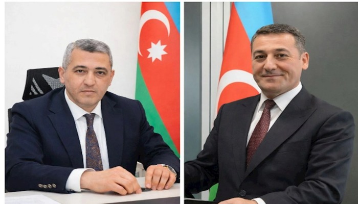 Direktor müavinini işdən çıxardı