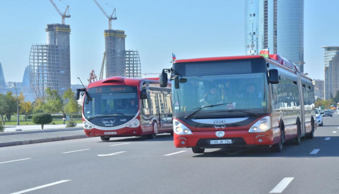 В Баку в новогоднюю ночь автобусы будут работать до утра