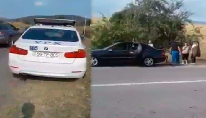 Yol polisi yolda qalan sürücüyə jest etdi