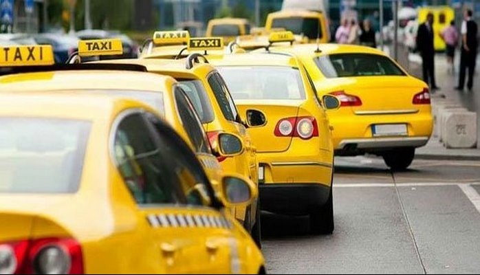 Taksi sənayəsindən razı olmayan sürücülər yeni taksi platforması yaradıb