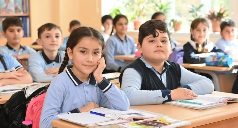 Sabahdan bu məktəblərdə sərbəst qəbul BAŞLAYIR