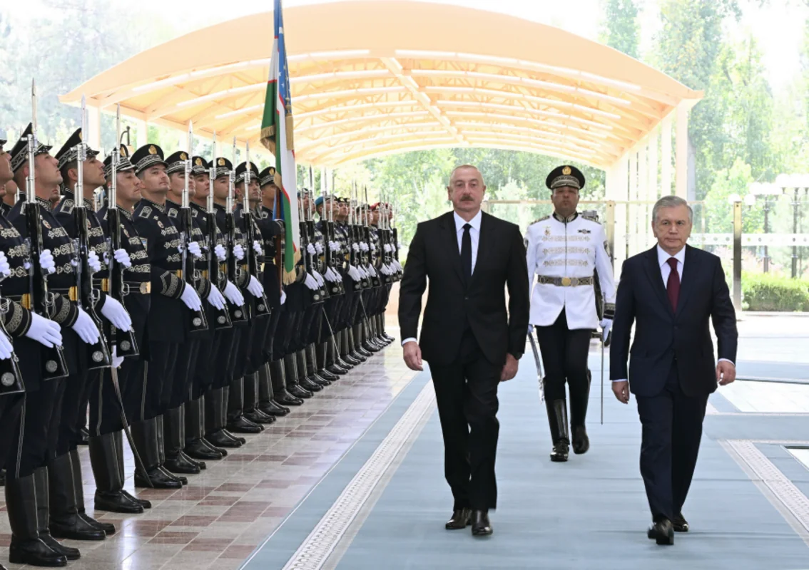 İlham Əliyev: "Azərbaycanla Özbəkistan arasında ticarət dövriyyəsi üç dəfədən çox artıb"