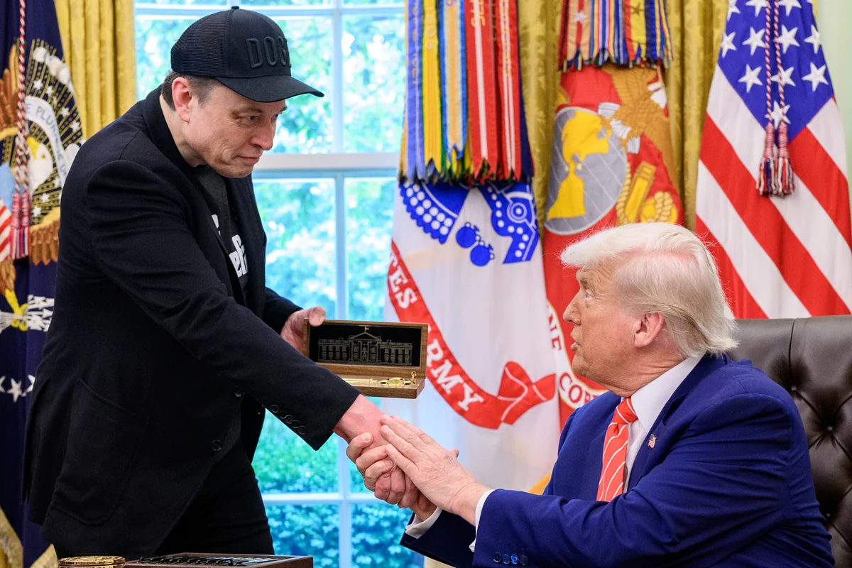 Donald Tramp və İlon Maskı barışdıran SƏBƏB