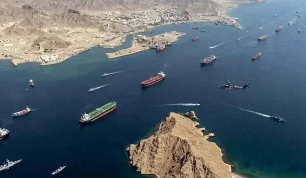 İran və Omanın XİN rəhbərləri Hörmüzü müzakirə etdi