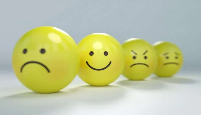 Emosional tənzimləmə nədir? Uşaq psixoloqu izah edir