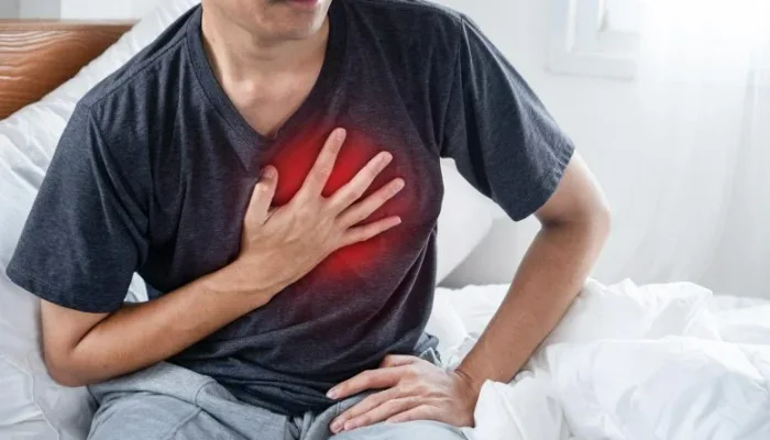 Ürək ritminin pozulması niyə bəzi insanlarda 40 il daha erkən başlayır?