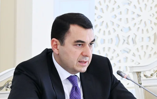 Adil Kərimli: "Aleksandr Şarovski ömrünün 50 ildən artığını Azərbaycan teatrına sərf edib"