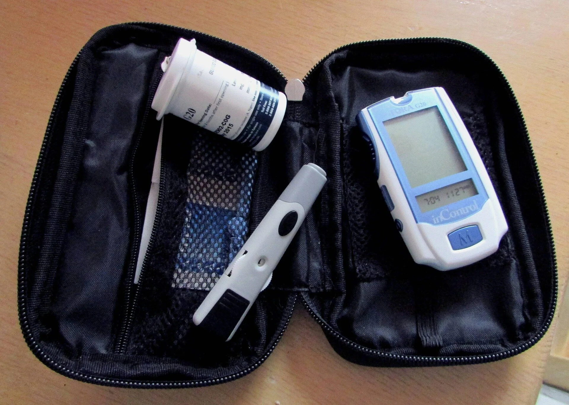 Davamlı qlükoza monitorinqi insulin qəbul edən diabet xəstələrində ölüm riskini azalda bilər
