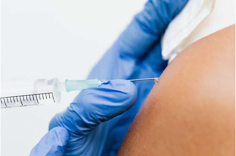 Klinik tədqiqat: HİV müalicəsində səkkiz həftədən bir vurulan iynələr gənclərdə daha effektivdir