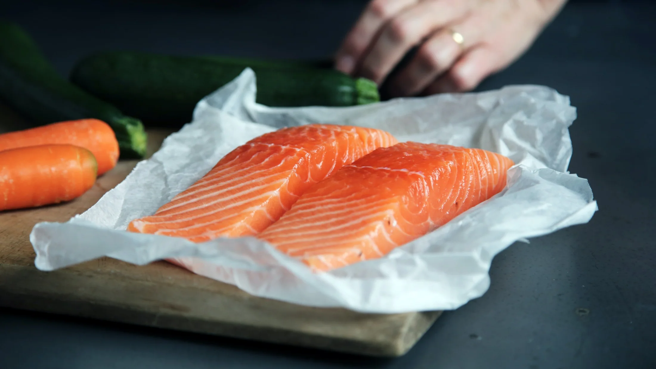 Omega-3 paradoksu: “Sağlam yağlar” xərçəngə qarşı immun müdafiəni zəiflədə bilər