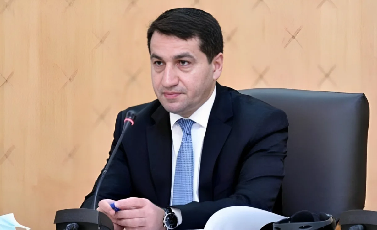 Hikmət Hacıyev: "Yekun sülh üçün Ermənistan Konstitusiyasının dəyişdirilməsini gözləyirik"