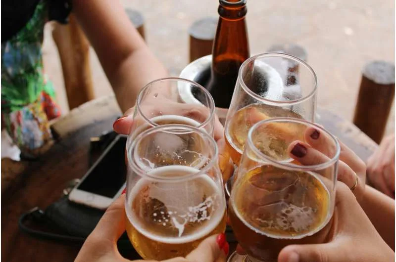 Alkoqol beyin hüceyrələrinə immun sistemi vasitəsilə zərər verə bilər