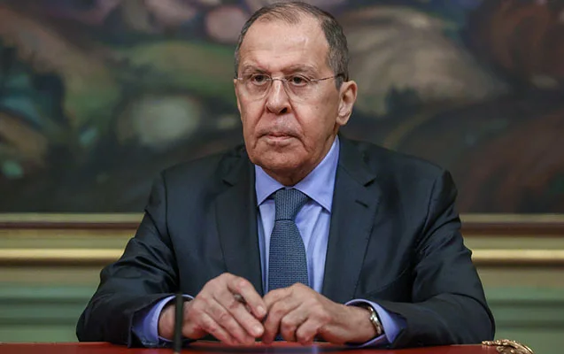 “Zelenski Putinlə görüşmək istəyirsə, Moskvaya gəlsin” - Lavrov