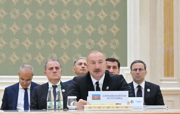İlham Əliyev: "Azərbaycanın Mərkəzi Asiya ölkələri ilə ticarət dövriyyəsi ötən il 50 faizdən çox artıb"