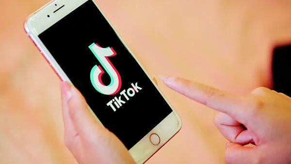 Azərbaycanda məktəblərdə Tiktoka giriş məhdudlaşdırıldı