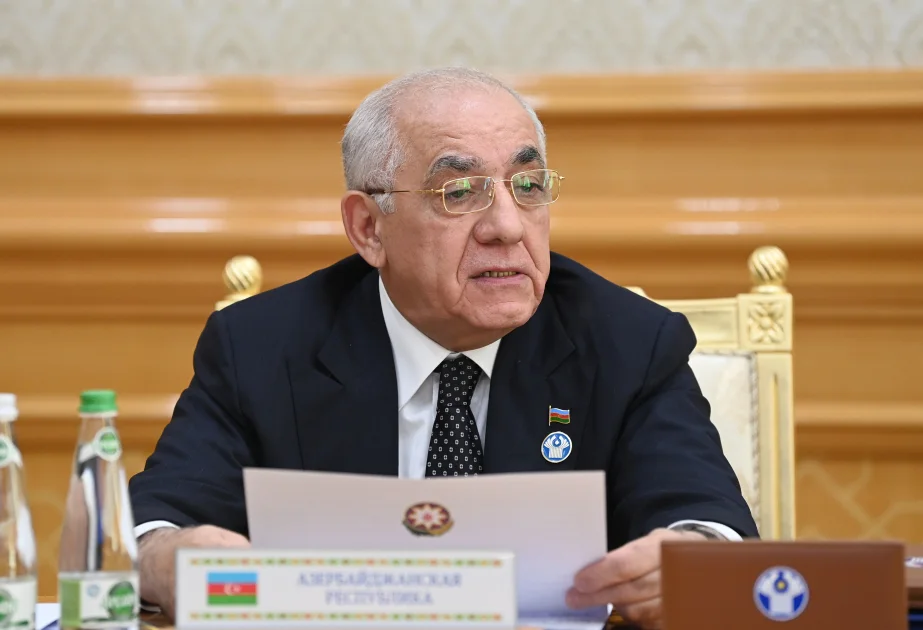 Əli Əsədovdan nazirliklə bağlı QƏRAR