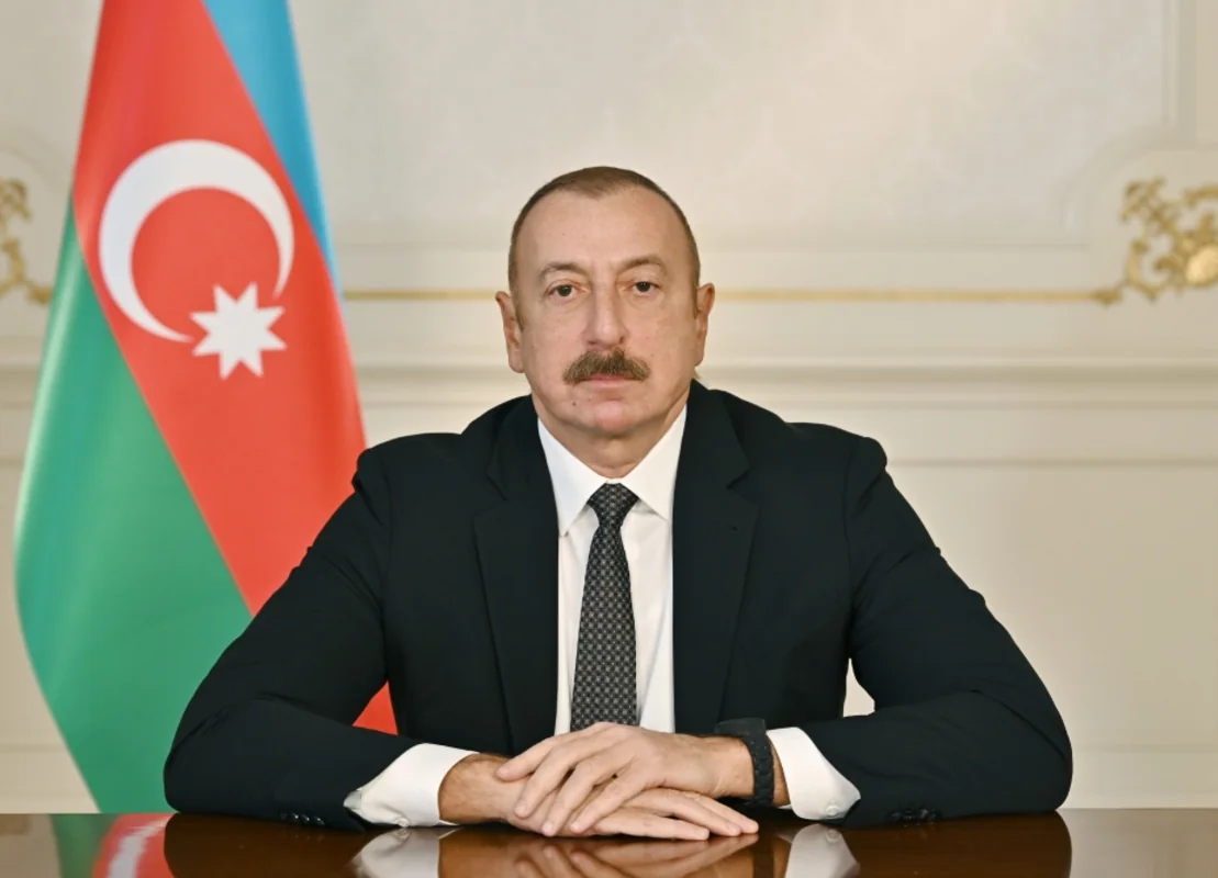 Prezident Valeh Ələsgərovu təltif etdi