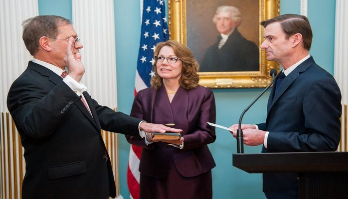 Новый посол США в Азербайджане принес присягу