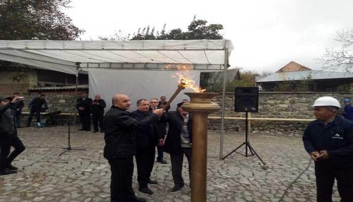 Şəkinin Baş Küngüt kəndinə təbii qaz verilib