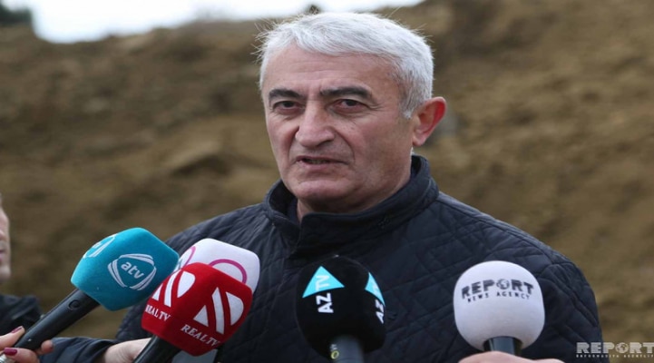 Əziz Qaralov: 'Hazırda Badamdarda asılı qalmış torpaq qatında xırda uçqunlar baş verir”