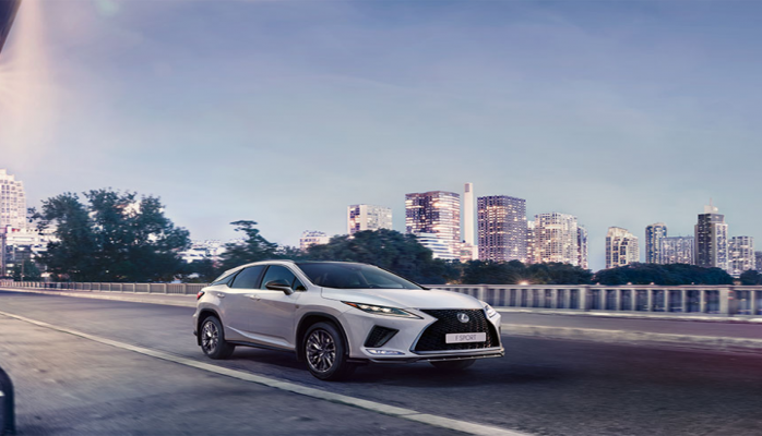 Yenilənmiş “Lexus RX” yeni standartlar yaradır