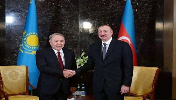 Nazarbayev İlham Əliyevi təbrik etdi