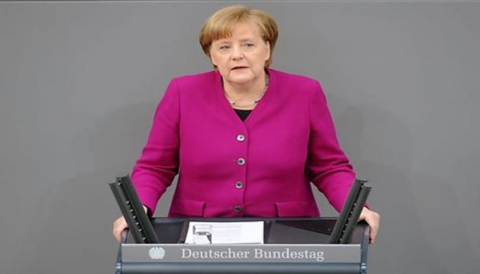 Angela Merkel: "ÜST əvəzolunmaz tərəfdaşdır"