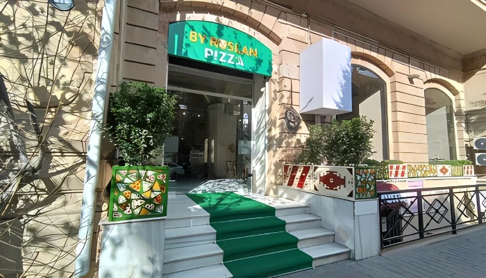 "Gecə üçdə xəbər verdilər ki, sabahdan işə gəlməyin, obyekt bağlanır" - Tanınmış restoranda əməkhaqqı qalmaqalı