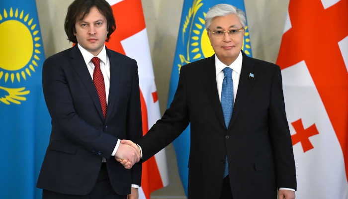 Gürcüstan və Qazaxıstan arasında strateji tərəfdaşlıq haqqında bəyanat imzalanıb