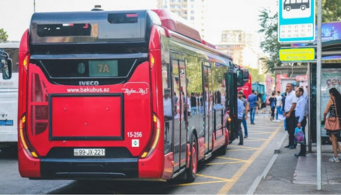 İctimai nəqliyyatın hərəkəti bərpa olundu