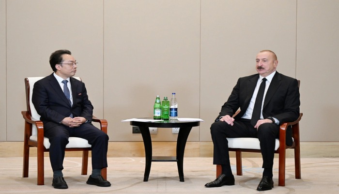 İlham Əliyev Tiencində "CETC" korporasiyasının baş direktoru ilə görüşüb