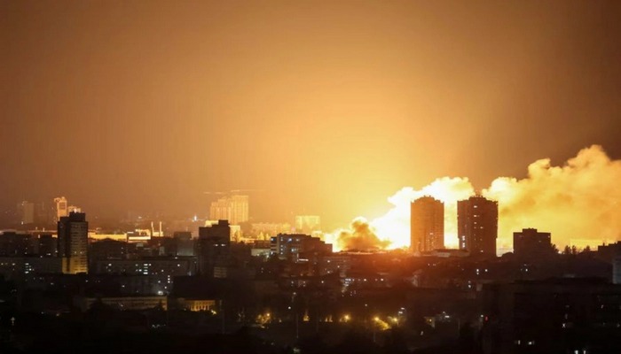 KİV: Rusiya yaxın zamanlarda Kiyevdəki hökumət binalarını vura bilər