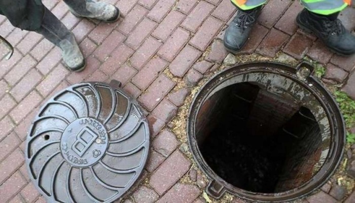 Masazırda məktəbin qarşısında lük problemi: "Neçə nəfər ora düşüb, ağzını bağlamırlar"