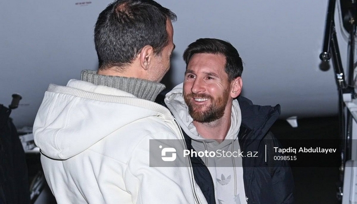 Messi və komanda yoldaşları Bakıda - FOTO, VİDEO