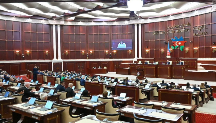 Milli Məclis "Toxumçuluq haqqında" qanun layihəsini III oxunuşda təsdiq edib