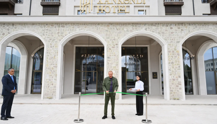 Prezident "Xankəndi" hotelinin açılışında iştirak edib