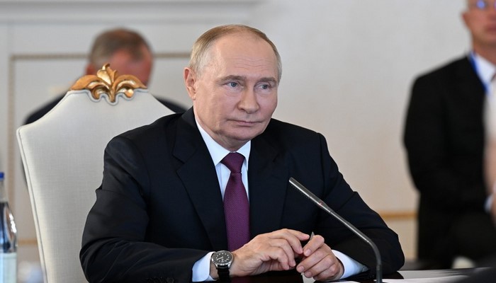 Putin: Geniş tərkibdə işləmək Bakı və Moskvaya yaxın gələcək üçün addımları müəyyən etmək imkanı verir