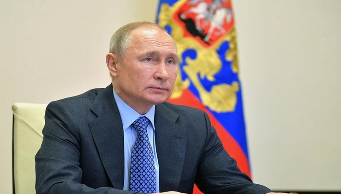 Putin: “Ukraynanın Ali Baş Komandanı xarici ölkədədir”