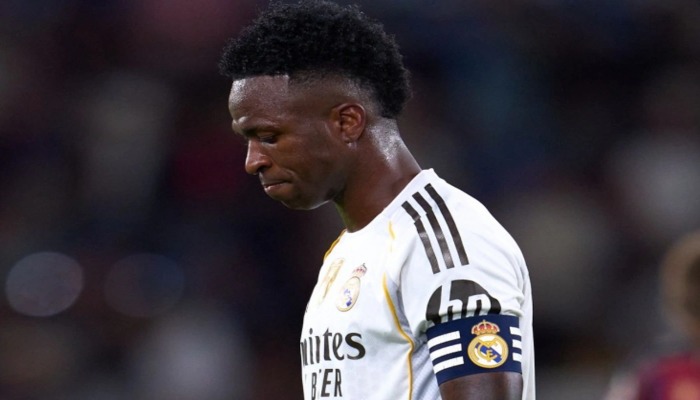 "Real Madrid" rəhbərliyi Vinisius Juniorun qarşısına ŞƏRT QOYDU