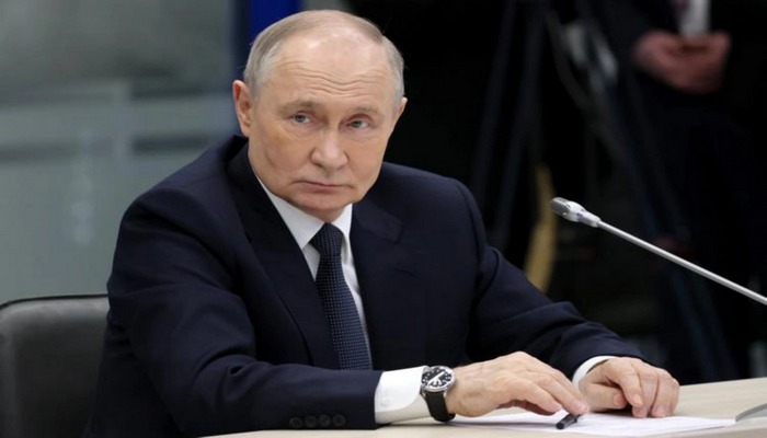 Rusiya prezidenti: "ABŞ Ukraynada döyüş əməliyyatlarının dayandırılması üçün fəal səylər göstərir"