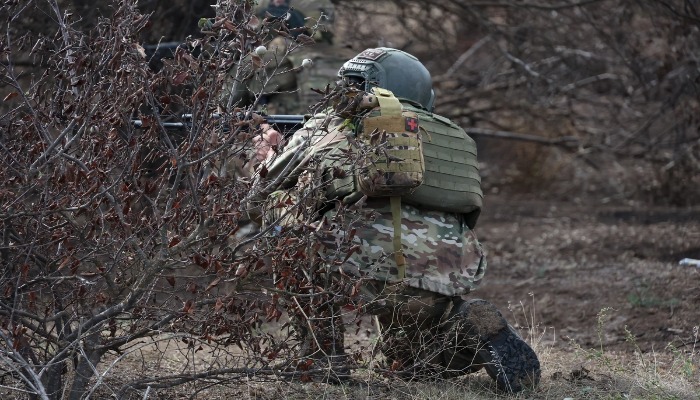 Rusiya Silahlı Qüvvələri Xarkovda yaşayış məntəqəsini nəzarətə götürüblər