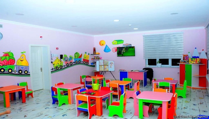 Sosial şəbəkələrdə uyğunsuz görüntüləri yayılan müəllim işdən çıxarıldı