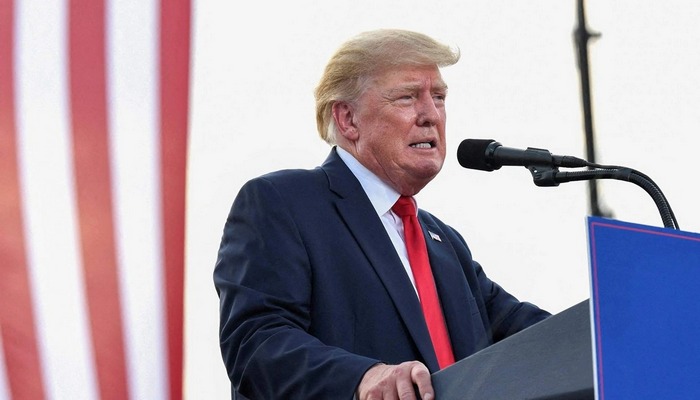 Tramp: "İran danışıqlar istəyir, amma bunu daha əvvəl etməli idi"