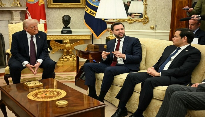 Tramp mümkün varislərini açıqladı