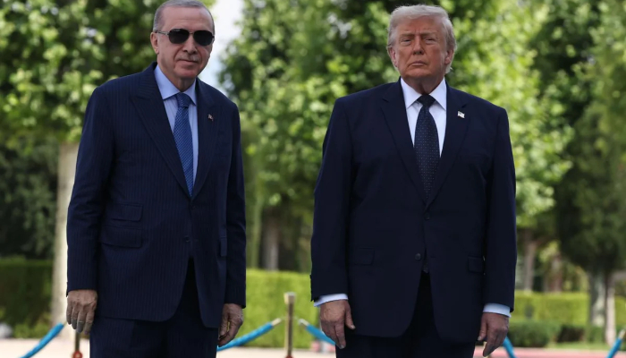 Tramp Türkiyənin "S-400" sistemlərini almasından danışdı