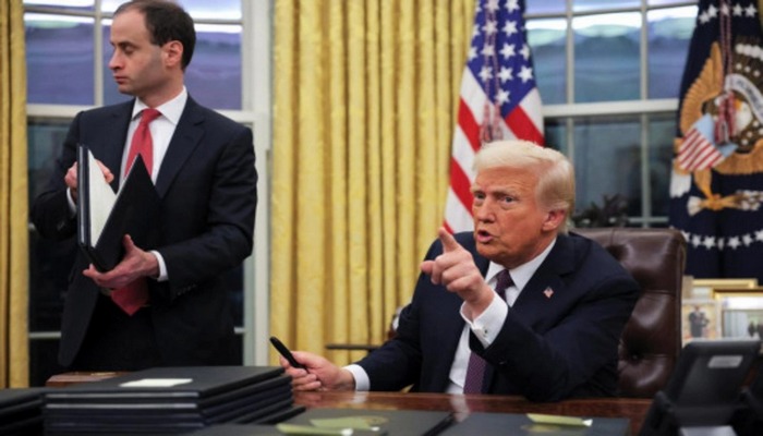 Trampın hakimiyyətə gəlişindən sonra dövlət sektorunda işini itirən amerikalıların sayı açıqlanıb