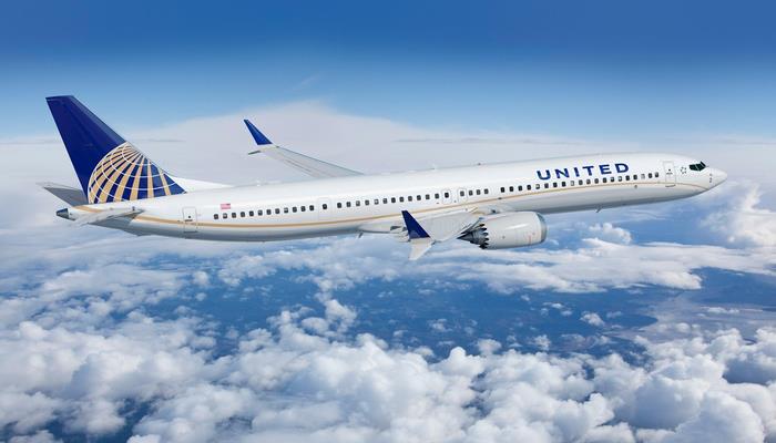 United Airlines отправит в неоплачиваемый отпуск 36 тыс. сотрудников