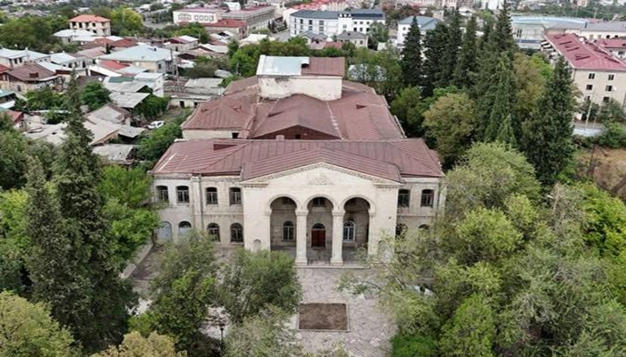 Xankəndi Dövlət Dram Teatrının binasında yenidənqurma işlərinə 8 milyon manat sərf olunacaq